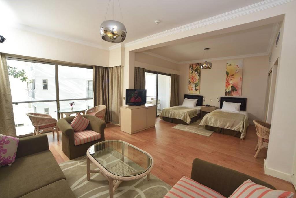 Jasmine Court Hotel Kyrenia  Camera foto