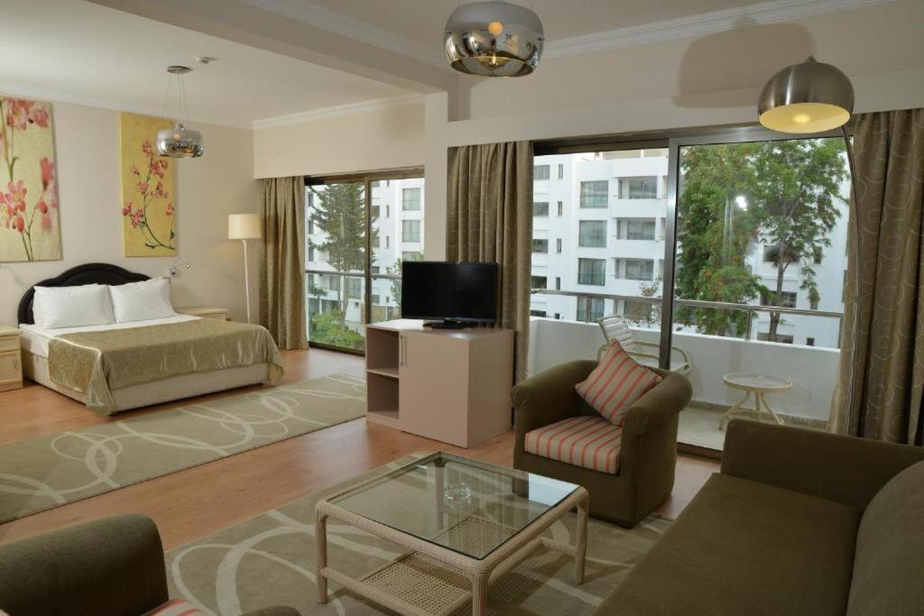 Jasmine Court Hotel Kyrenia  Camera foto