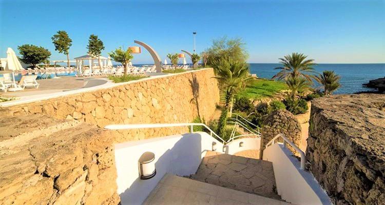 Jasmine Court Hotel Kyrenia  Esterno foto