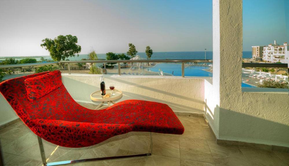 Jasmine Court Hotel Kyrenia  Esterno foto