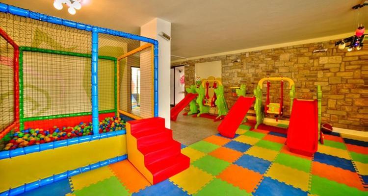 Jasmine Court Hotel Kyrenia  Esterno foto