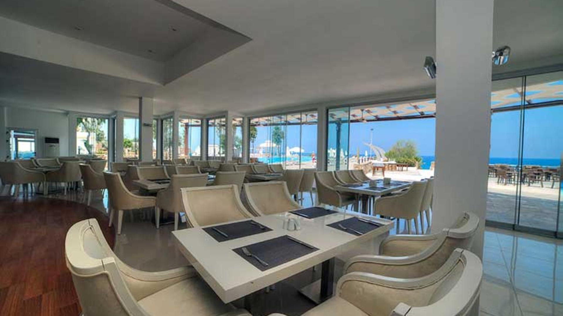 Jasmine Court Hotel Kyrenia  Esterno foto